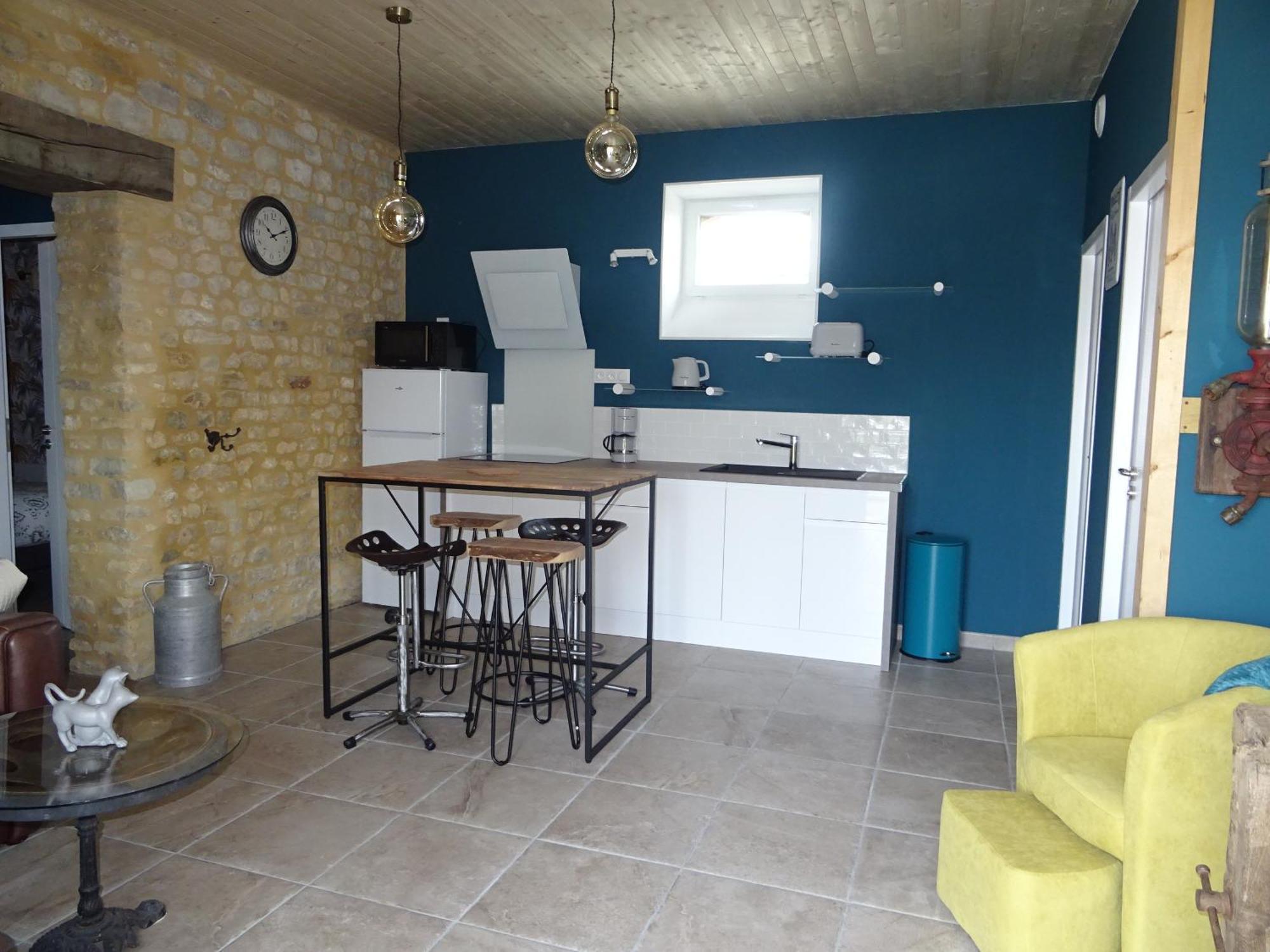 La Ferme Aux Chats Formigny Exterior photo