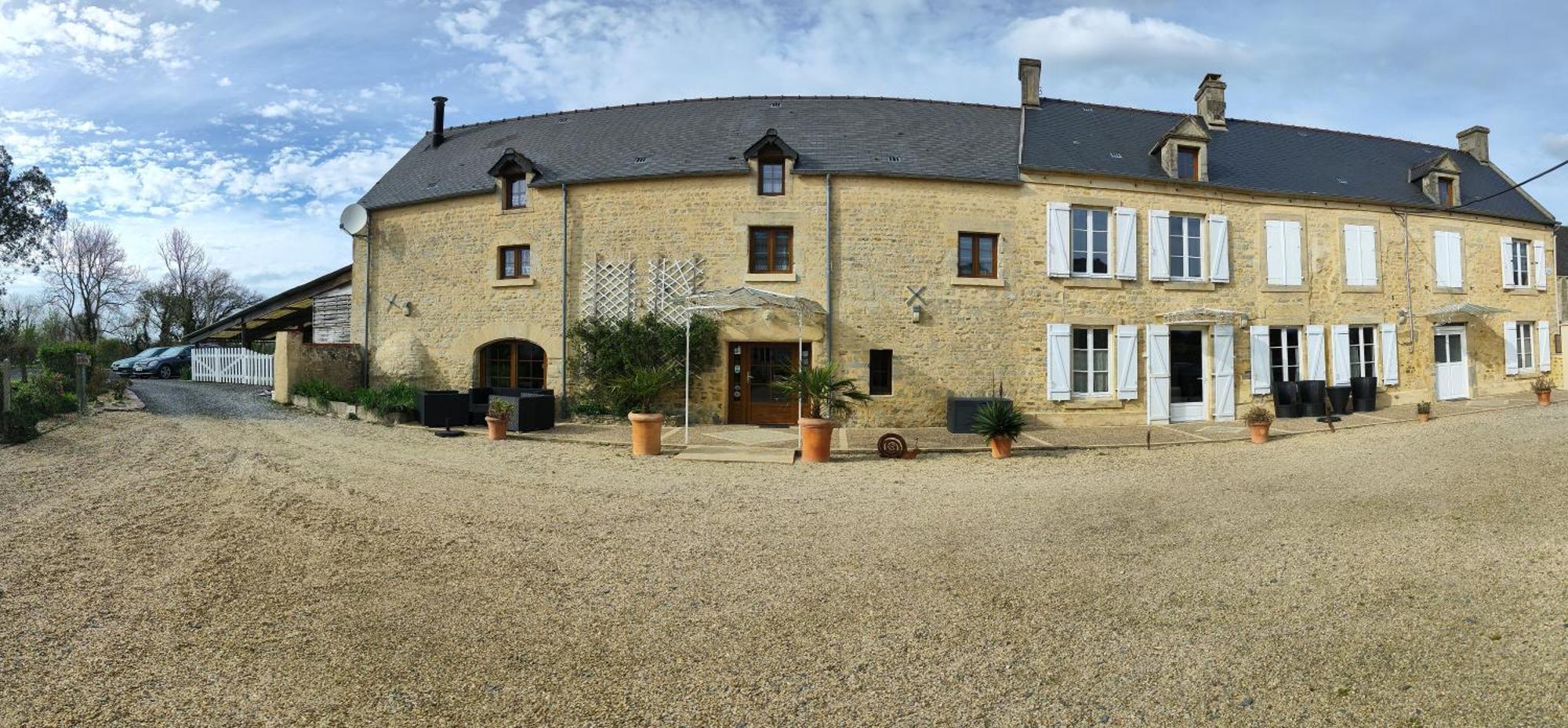 La Ferme Aux Chats Formigny Exterior photo