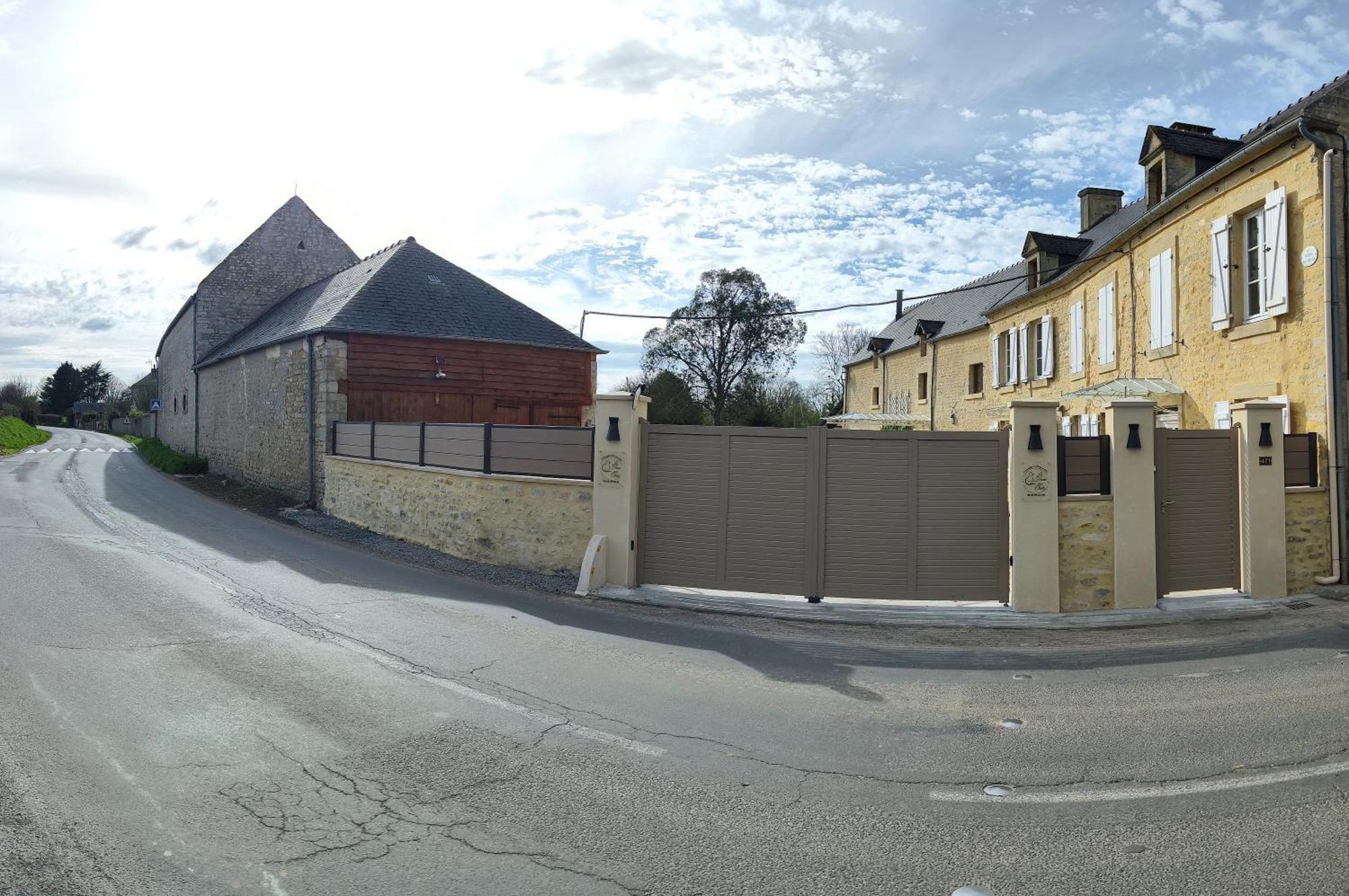 La Ferme Aux Chats Formigny Exterior photo